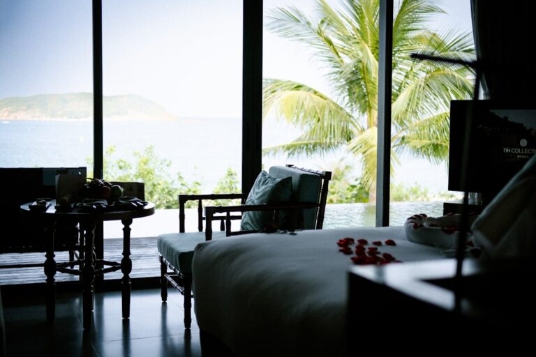 How to Maximize Your Travel Experience with Minimal Stress